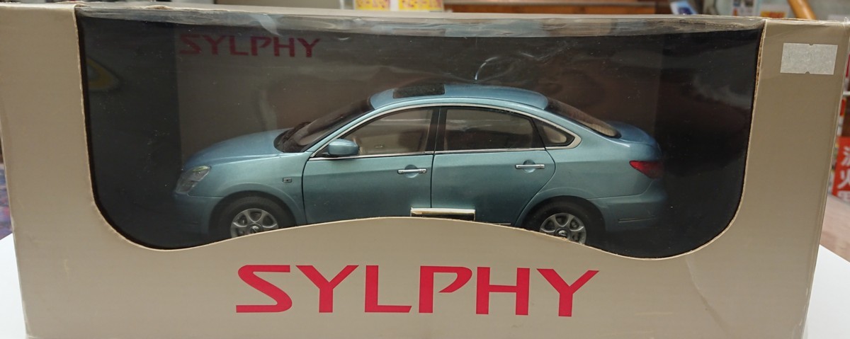 1/18 NISSAN ブルーバード シルフィ ニッサン BLUEBIRD SYLPHY